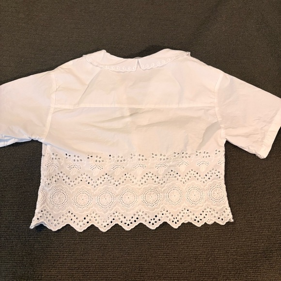 KIRIOUS Cropped Eyelet Blouse - Picture 4 of 8